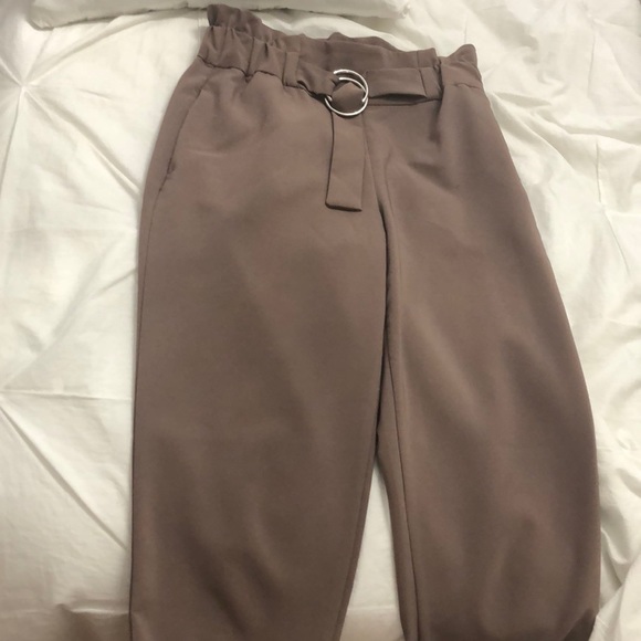 DYNAMITE Paperbag Pants - Picture 2 of 3